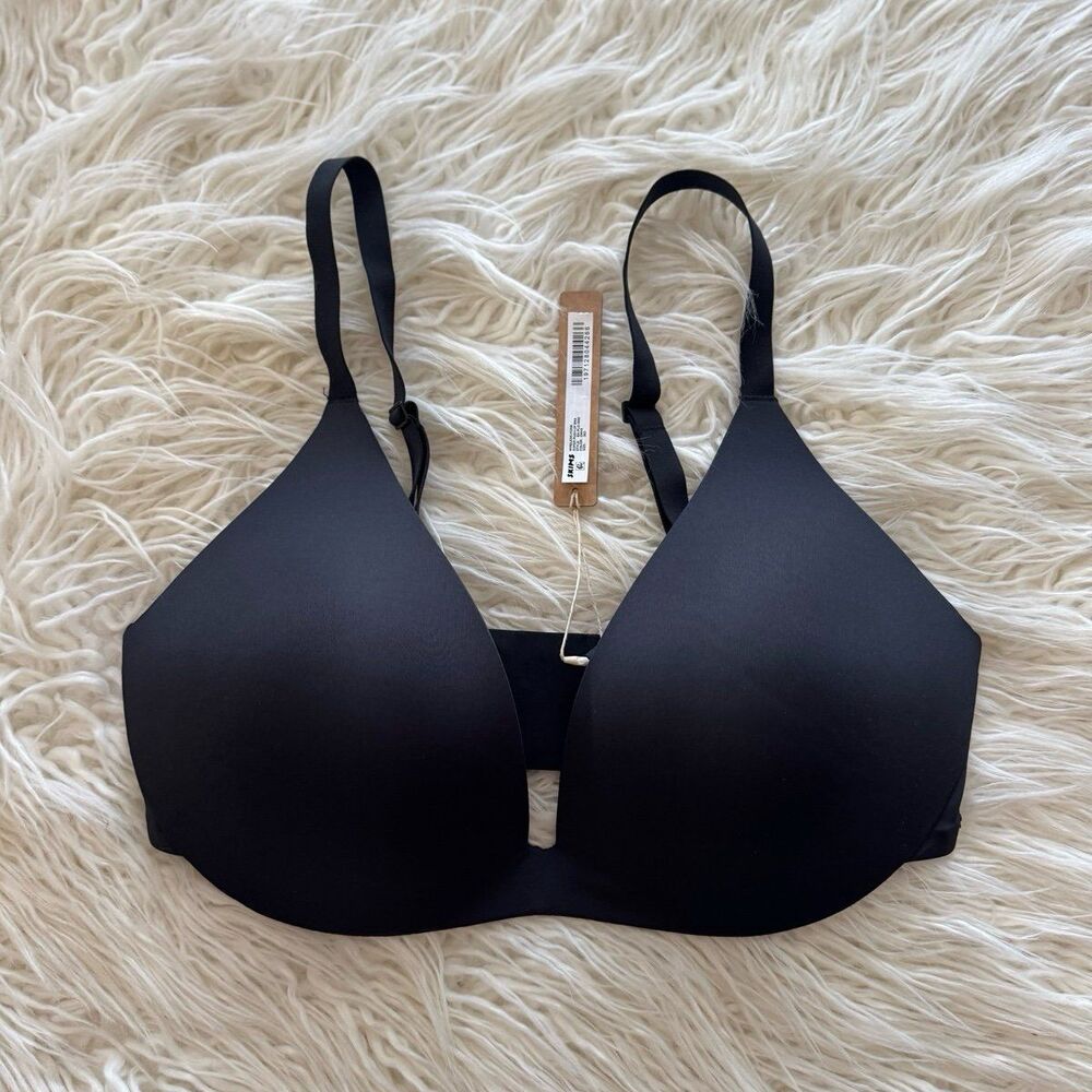 SKIMS Black Lightweight T-Shirt Bra